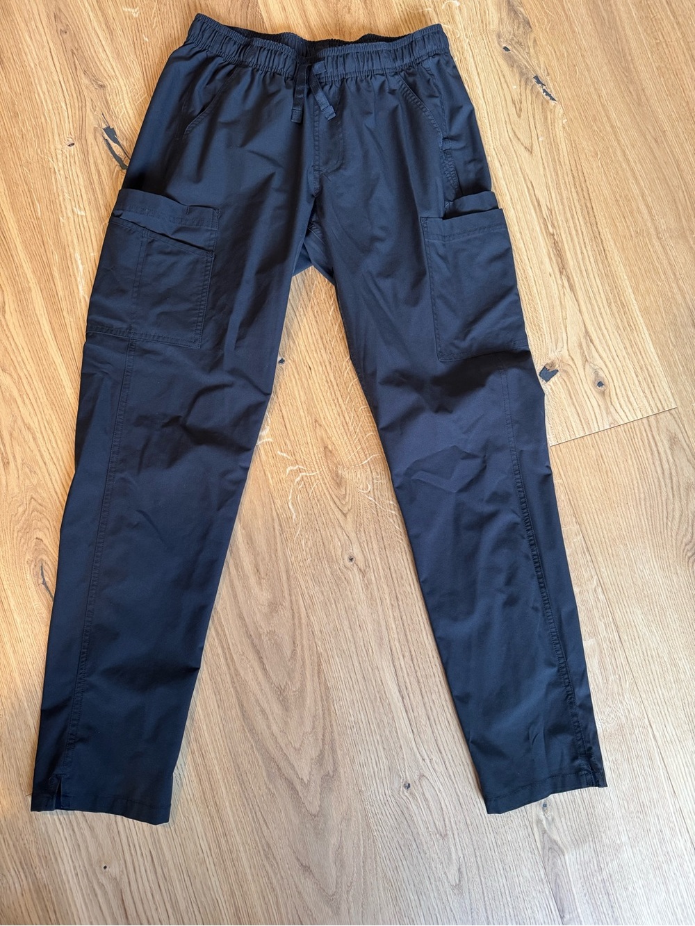 Women’s Carhartt scrub pants